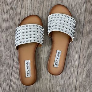 Steve Madden White Studded flat slip on sandals